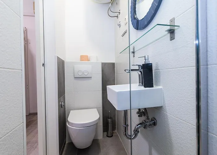 Vikendica Andriana House *