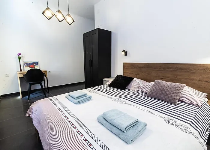 Vikendica Andriana House